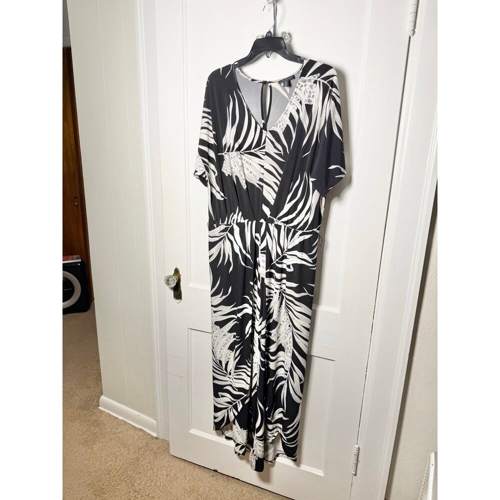 Tribal Black White Boho Slinky Stretchy Short Sleeve Jumpsuit Wedding Size 6 L